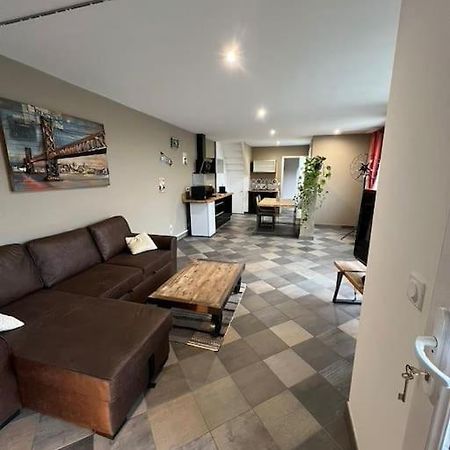 شقة Grand Duplex De 80M2 Alençon المظهر الخارجي الصورة